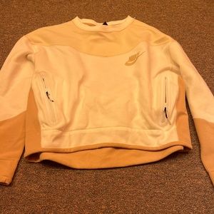 Nike sweatshirt